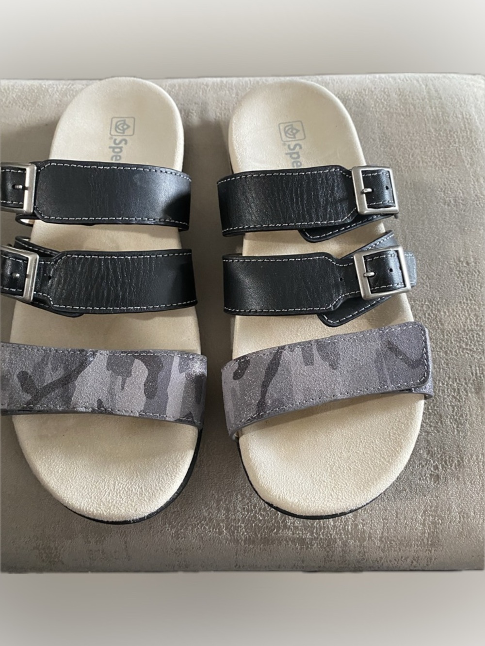 Women's Triple-Strap Slide Sandals in Black and Gray